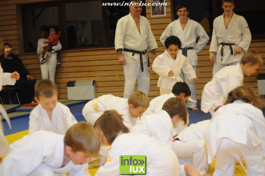 images/stories/PHOTOSREP/2016decembre/nicolasjudo/Judo234