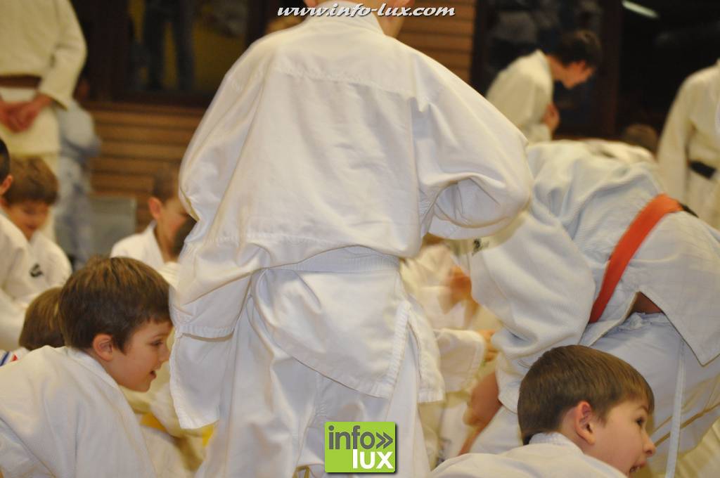 images/stories/PHOTOSREP/2016decembre/nicolasjudo/Judo243