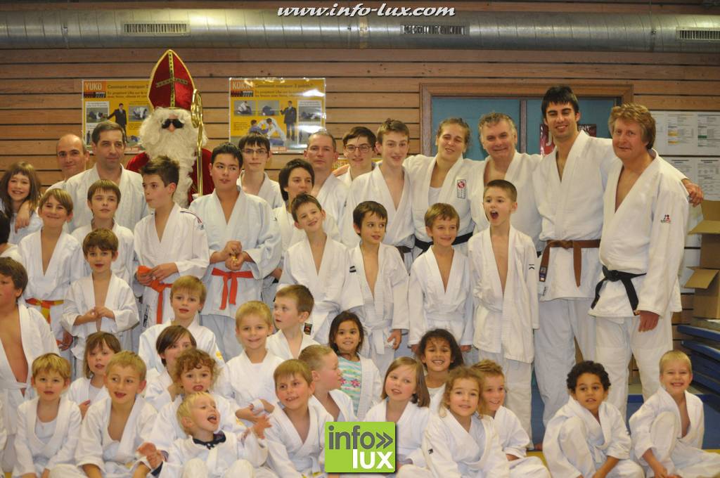 images/stories/PHOTOSREP/2016decembre/nicolasjudo/Judo259