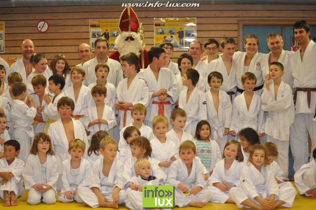 images/stories/PHOTOSREP/2016decembre/nicolasjudo/Judo261