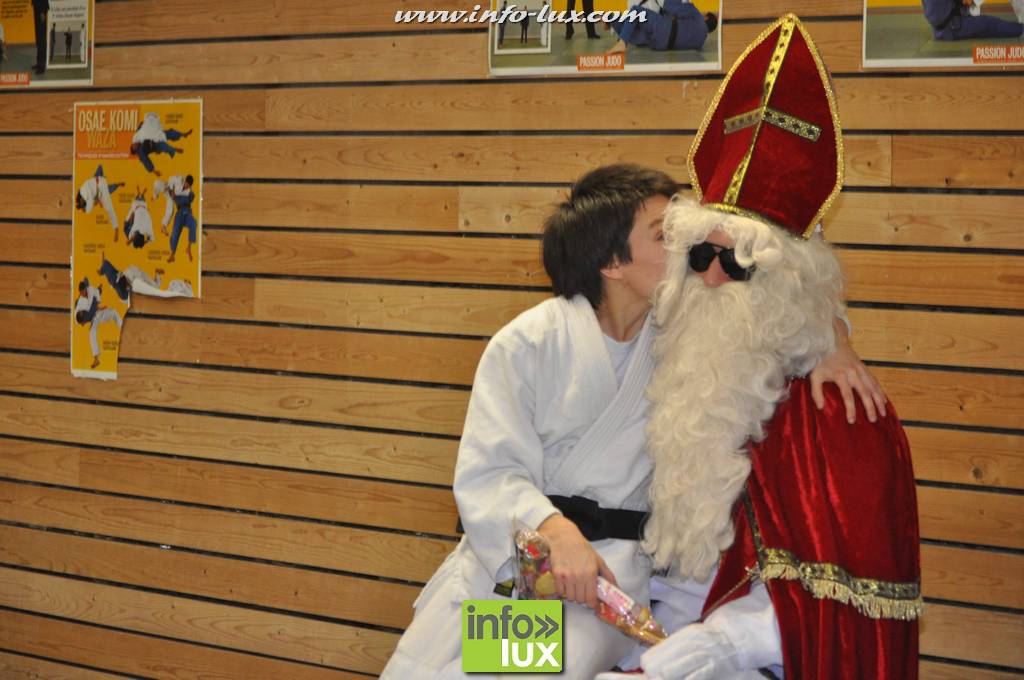 images/stories/PHOTOSREP/2016decembre/nicolasjudo/Judo271