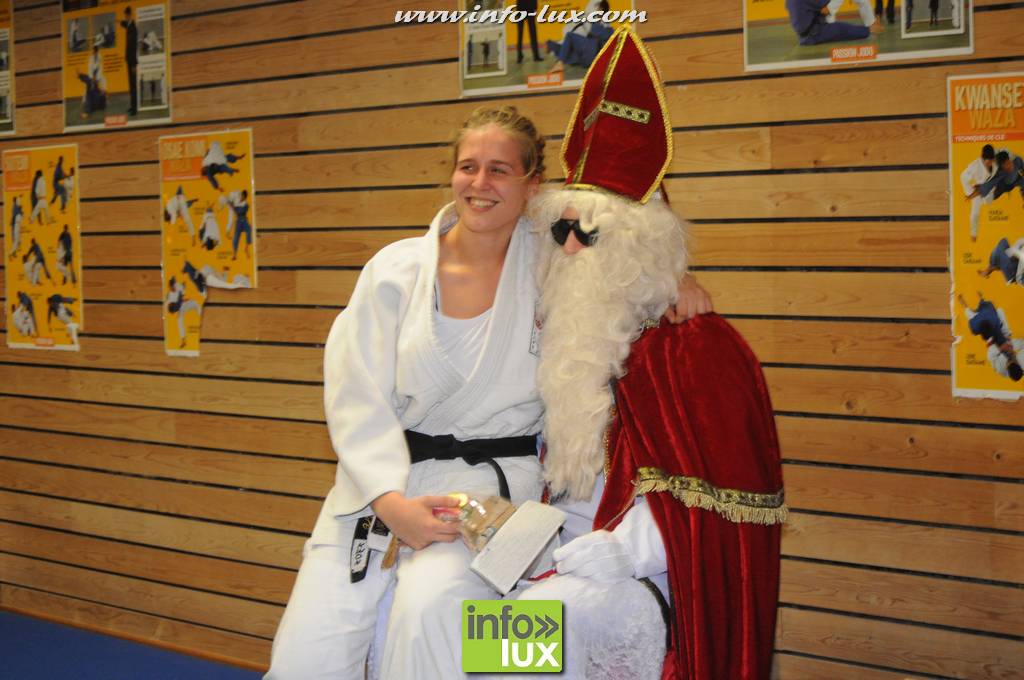 images/stories/PHOTOSREP/2016decembre/nicolasjudo/Judo274