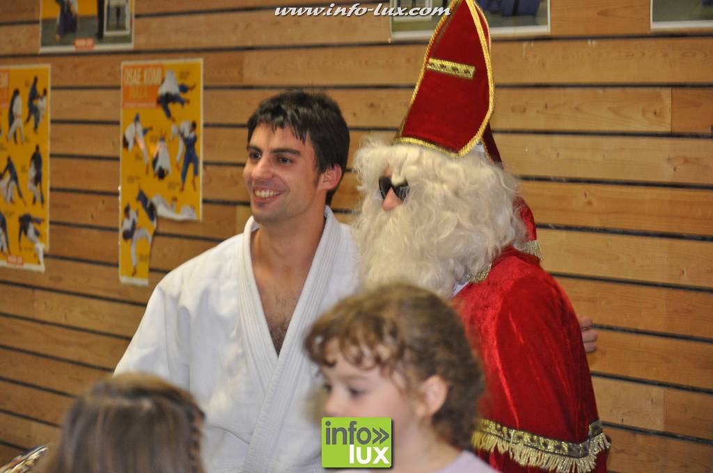 images/stories/PHOTOSREP/2016decembre/nicolasjudo/Judo281
