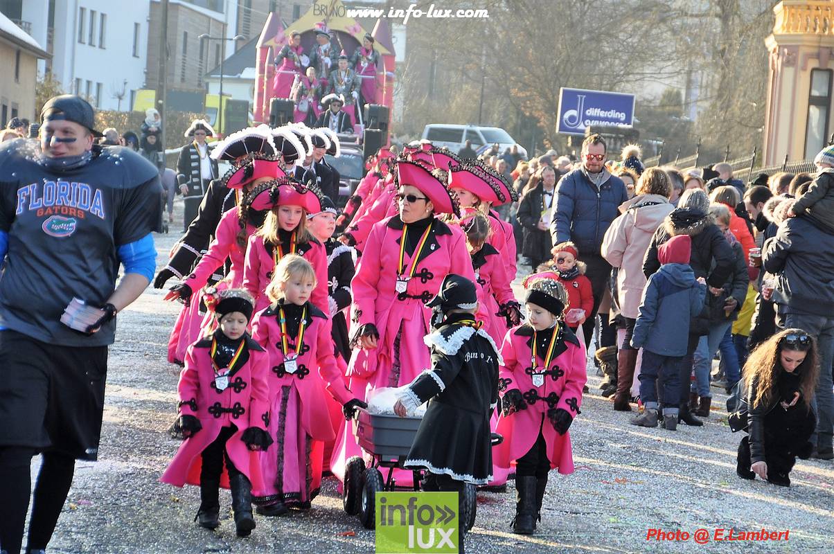 images/2018carnaval-martelange3/Martelangecar00317