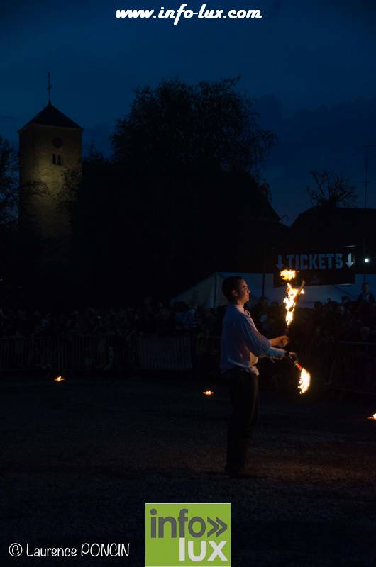 //media/jw_sigpro/users/0000002529/grandfeuvance2018/grandfeu0012