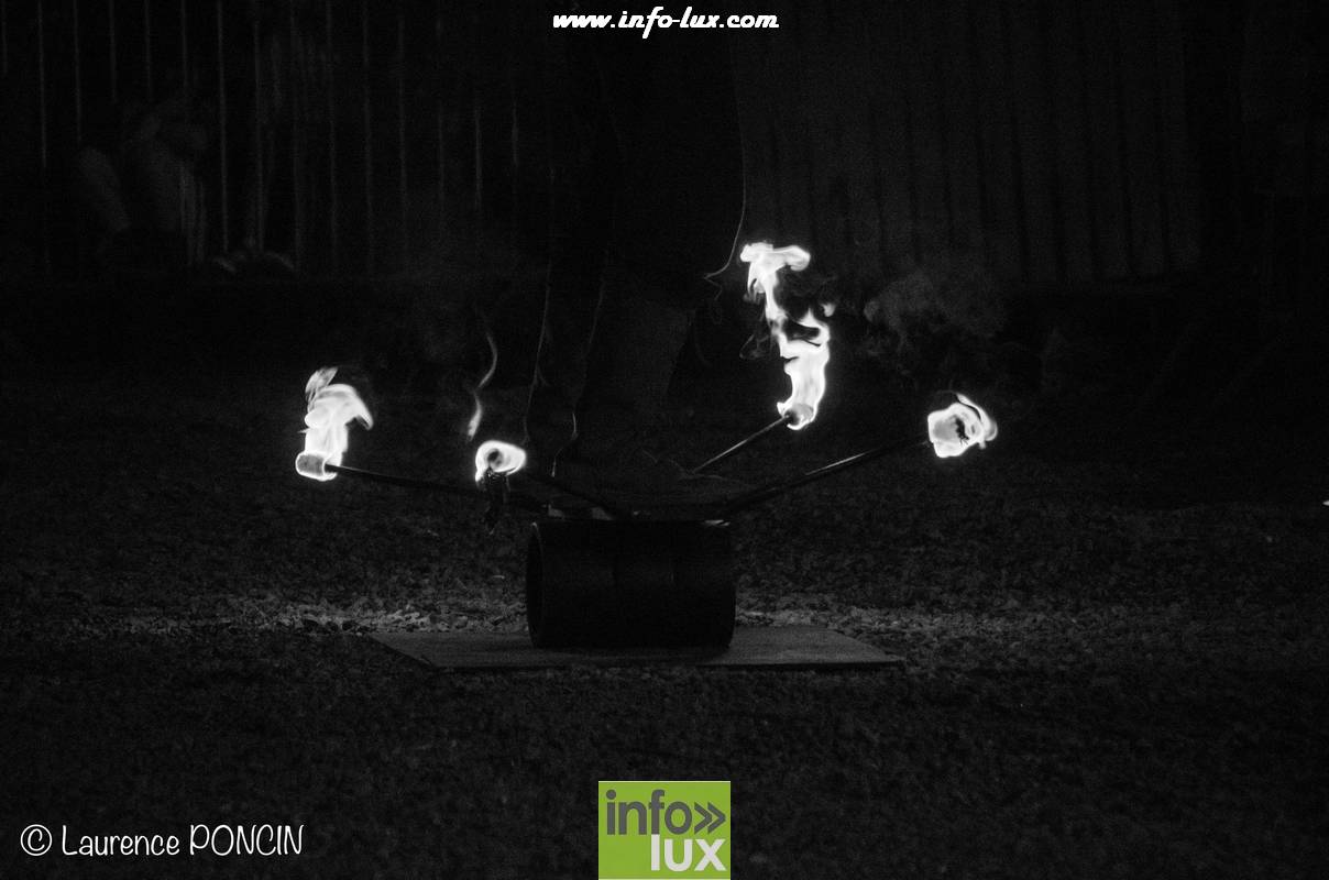//media/jw_sigpro/users/0000002529/grandfeuvance2018/grandfeu0017