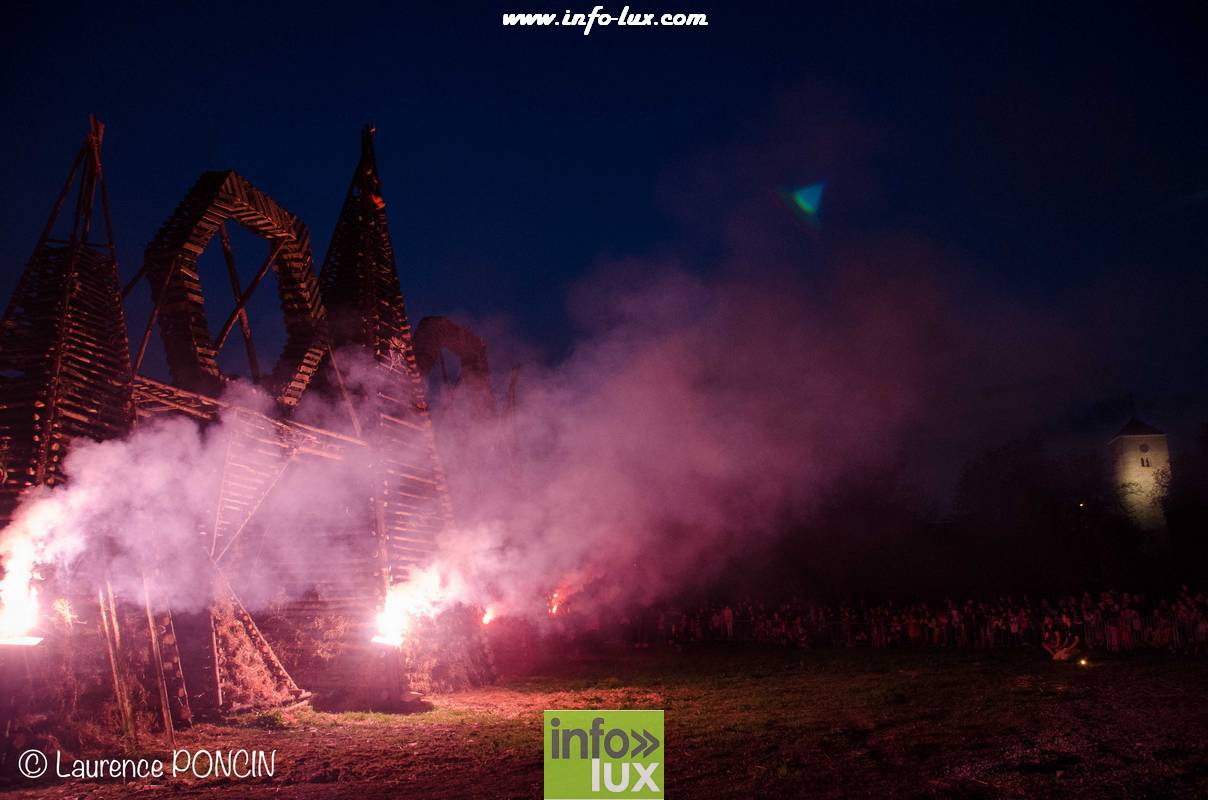 //media/jw_sigpro/users/0000002529/grandfeuvance2018/grandfeu0026