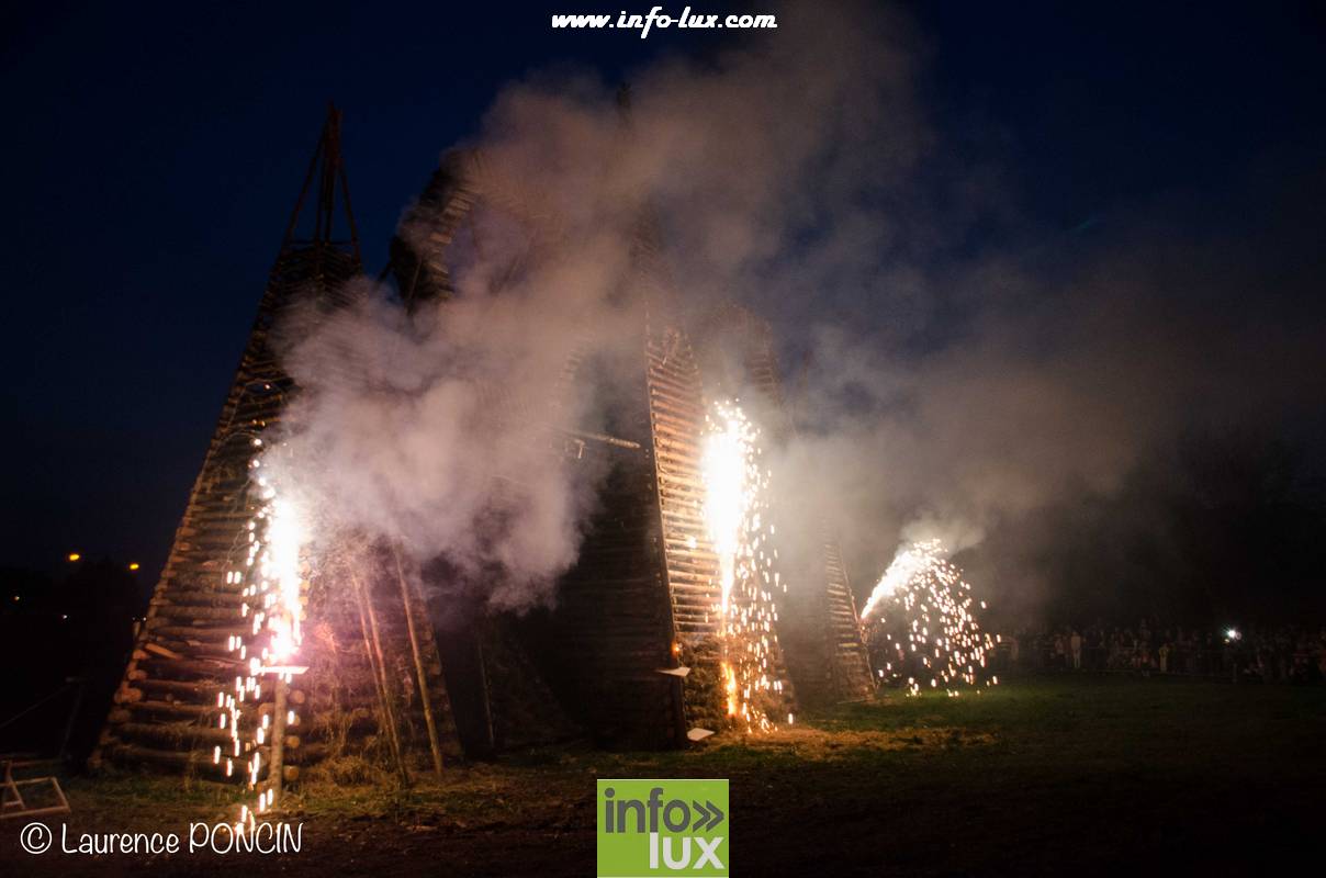 //media/jw_sigpro/users/0000002529/grandfeuvance2018/grandfeu0027
