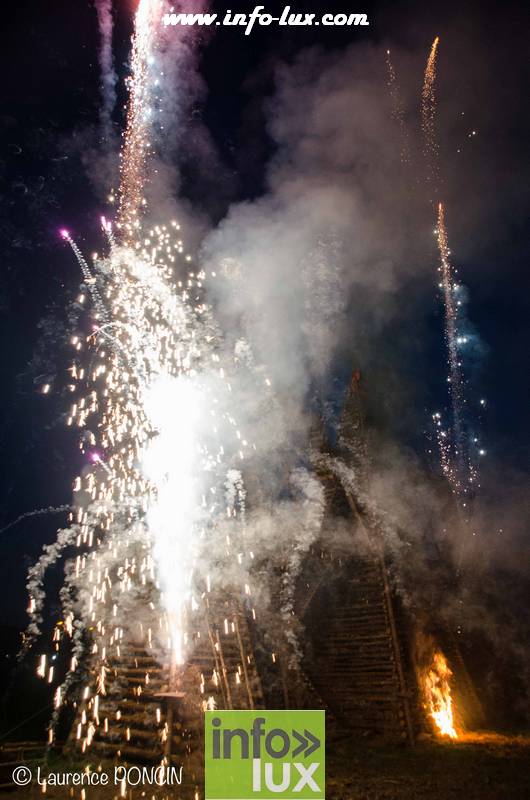 //media/jw_sigpro/users/0000002529/grandfeuvance2018/grandfeu0028