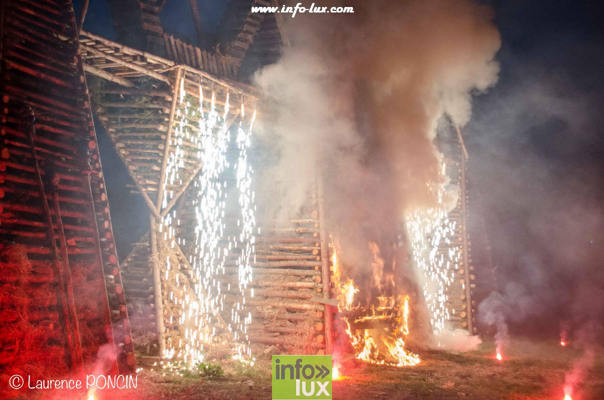 //media/jw_sigpro/users/0000002529/grandfeuvance2018/grandfeu0032