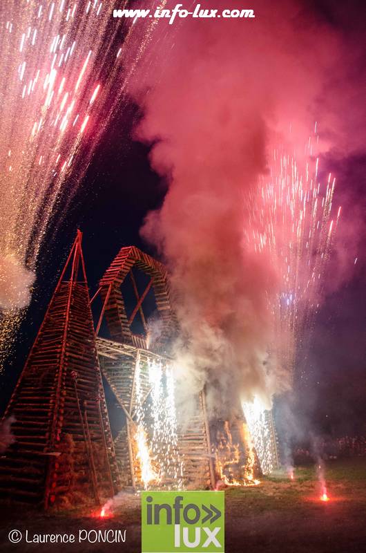 //media/jw_sigpro/users/0000002529/grandfeuvance2018/grandfeu0033