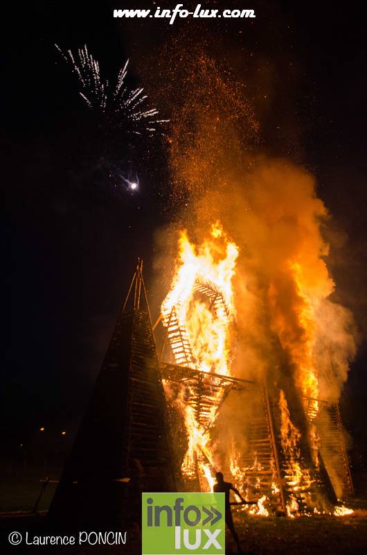//media/jw_sigpro/users/0000002529/grandfeuvance2018/grandfeu0038