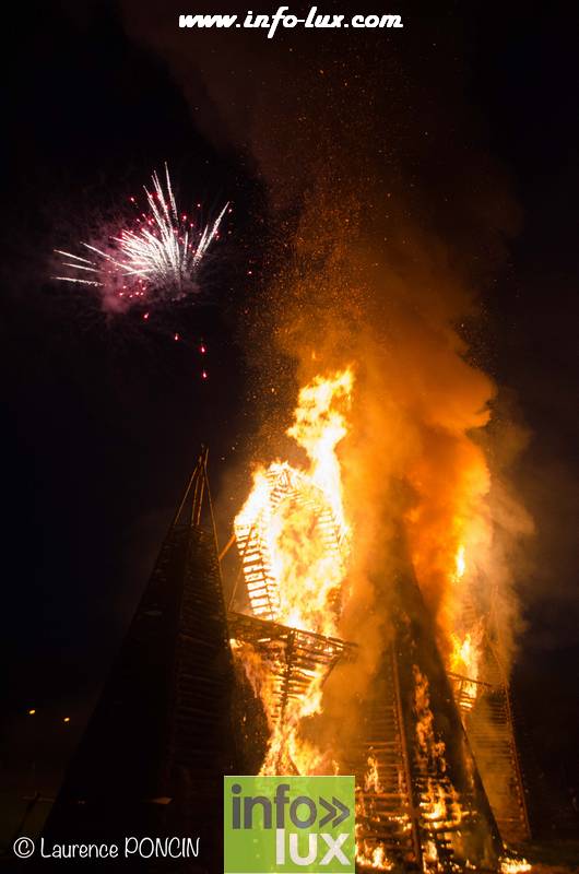 //media/jw_sigpro/users/0000002529/grandfeuvance2018/grandfeu0040