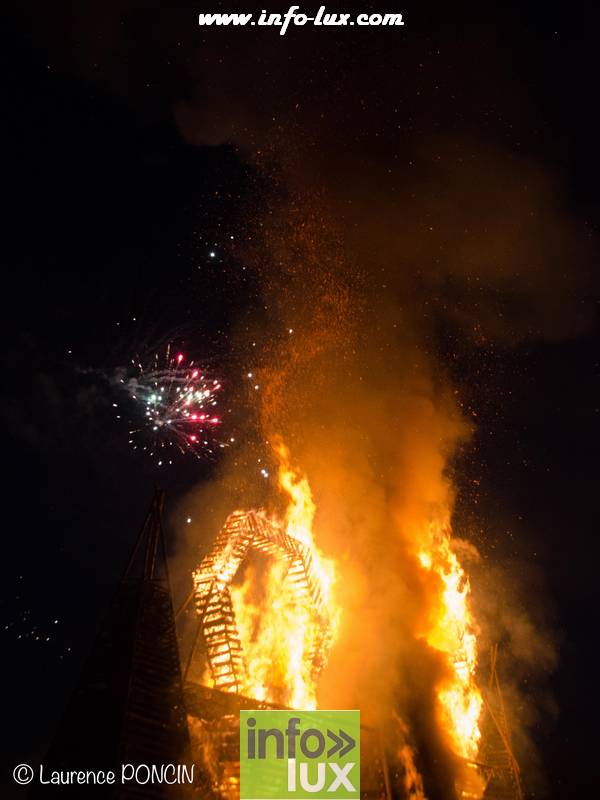 //media/jw_sigpro/users/0000002529/grandfeuvance2018/grandfeu0043