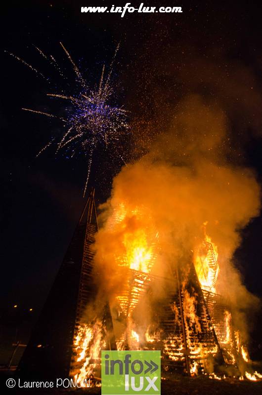 //media/jw_sigpro/users/0000002529/grandfeuvance2018/grandfeu0051