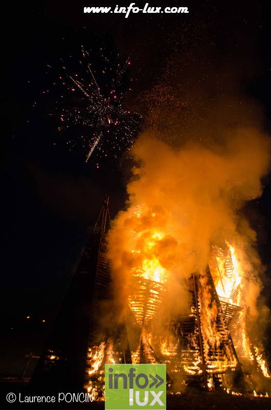 //media/jw_sigpro/users/0000002529/grandfeuvance2018/grandfeu0053