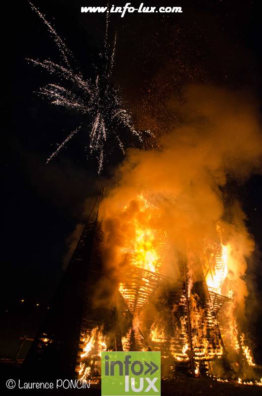 //media/jw_sigpro/users/0000002529/grandfeuvance2018/grandfeu0054