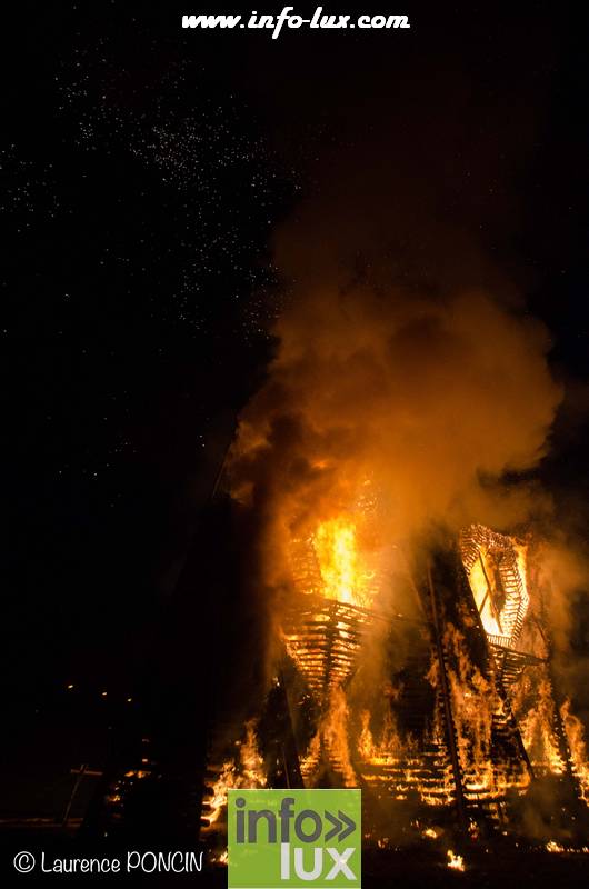 //media/jw_sigpro/users/0000002529/grandfeuvance2018/grandfeu0057