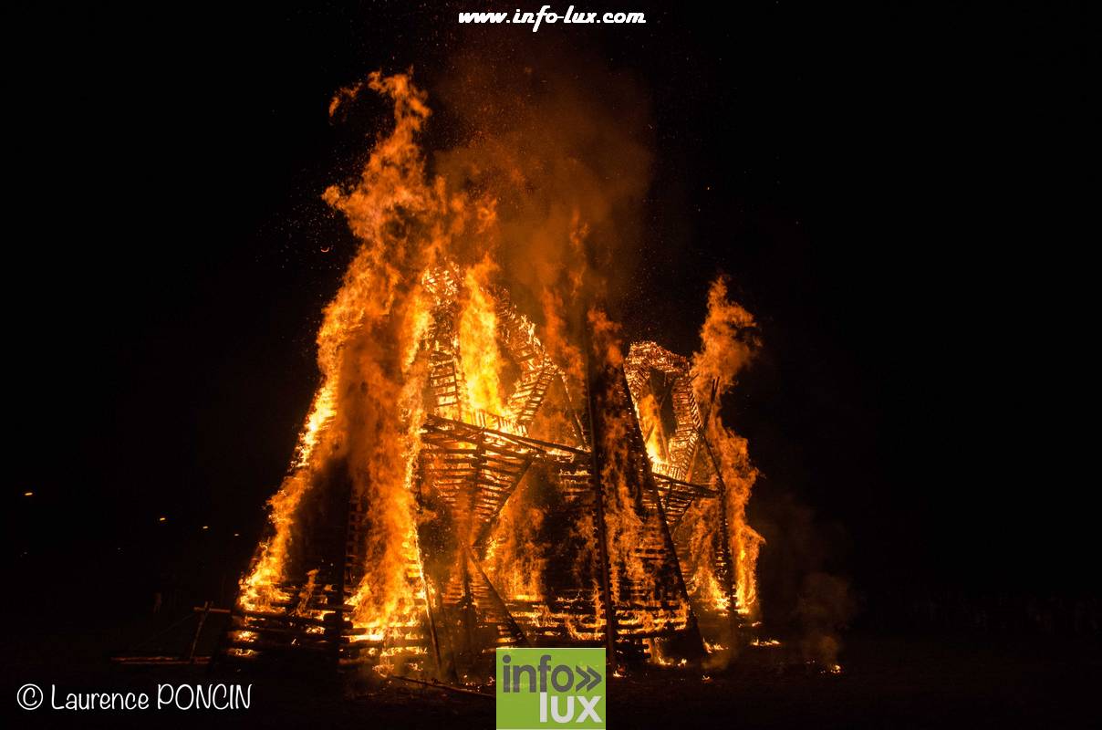 //media/jw_sigpro/users/0000002529/grandfeuvance2018/grandfeu0065
