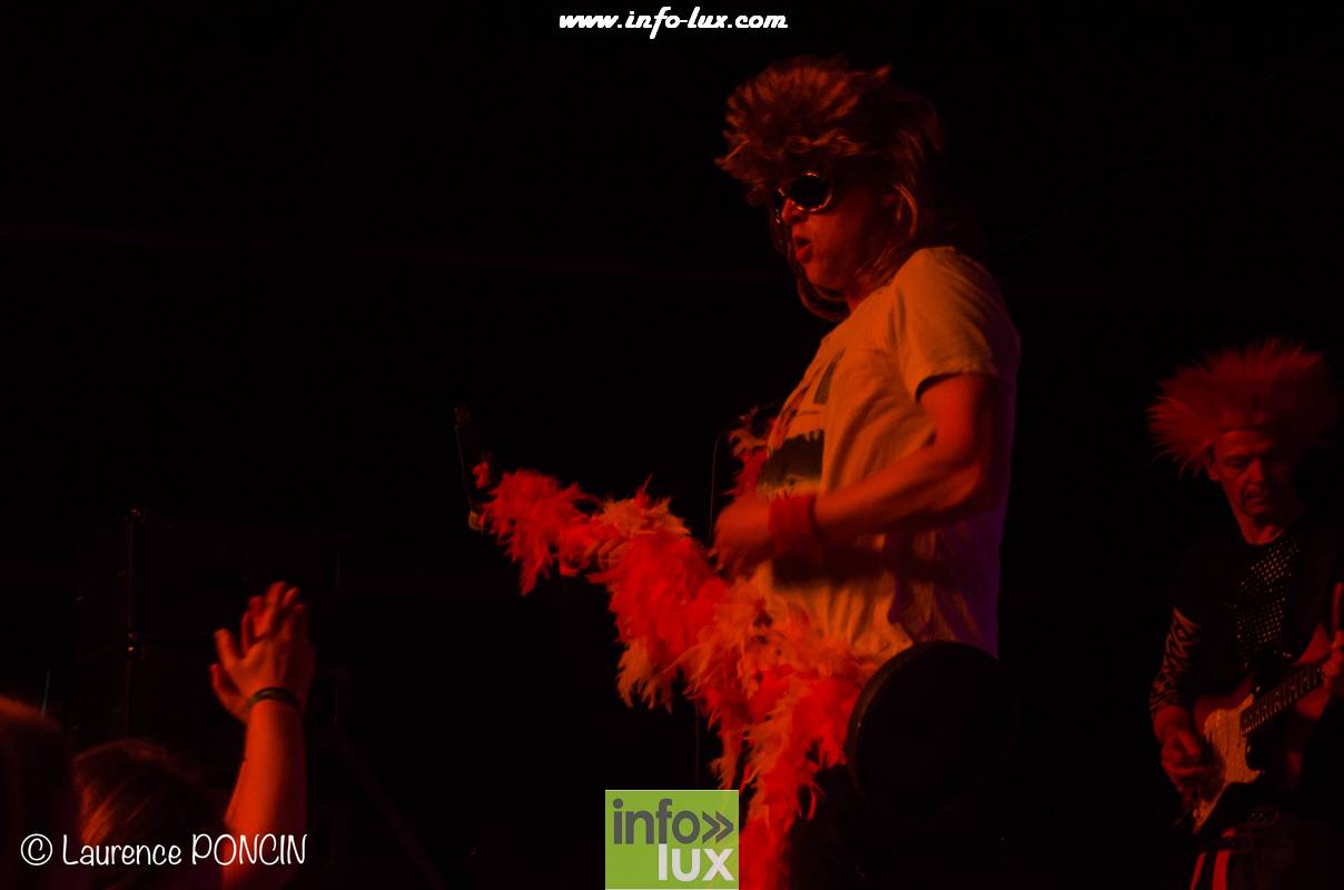 //media/jw_sigpro/users/0000002529/grandfeuvance2018/grandfeu0090