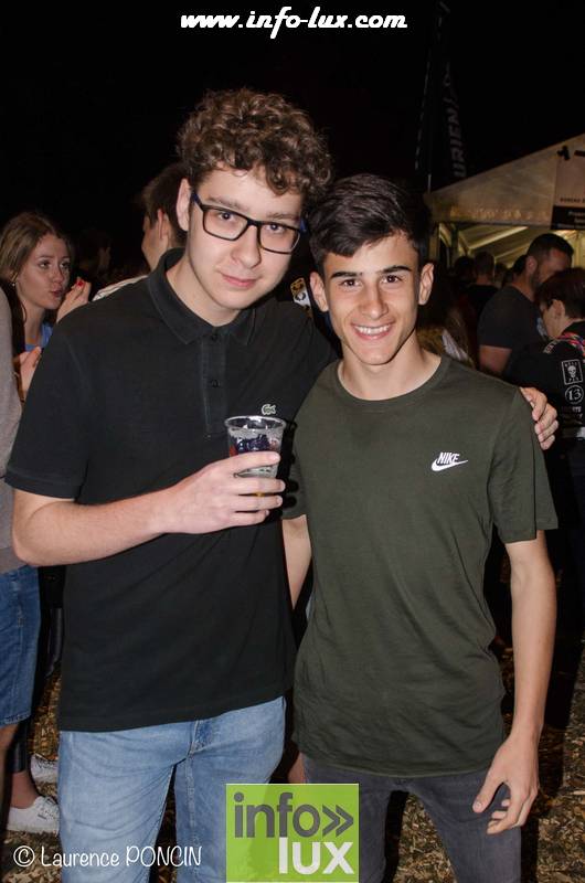 //media/jw_sigpro/users/0000002529/grandfeuvance2018/grandfeu0119