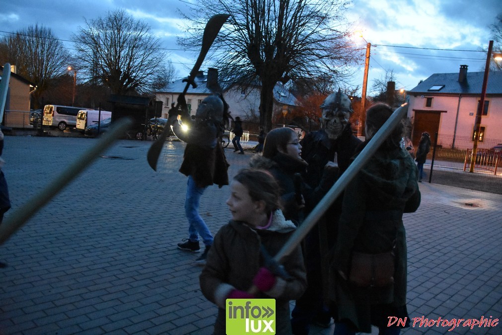 //media/jw_sigpro/users/0000002463/bal des rethos izel/image00074
