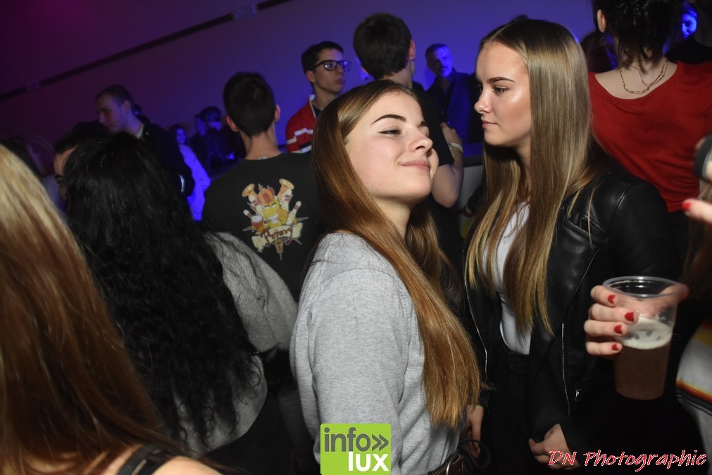 //media/jw_sigpro/users/0000002463/bal des rethos izel/image00250
