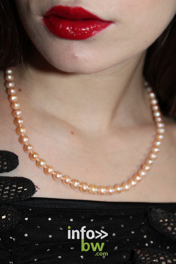 Durbuy > Des bijoux faits main.