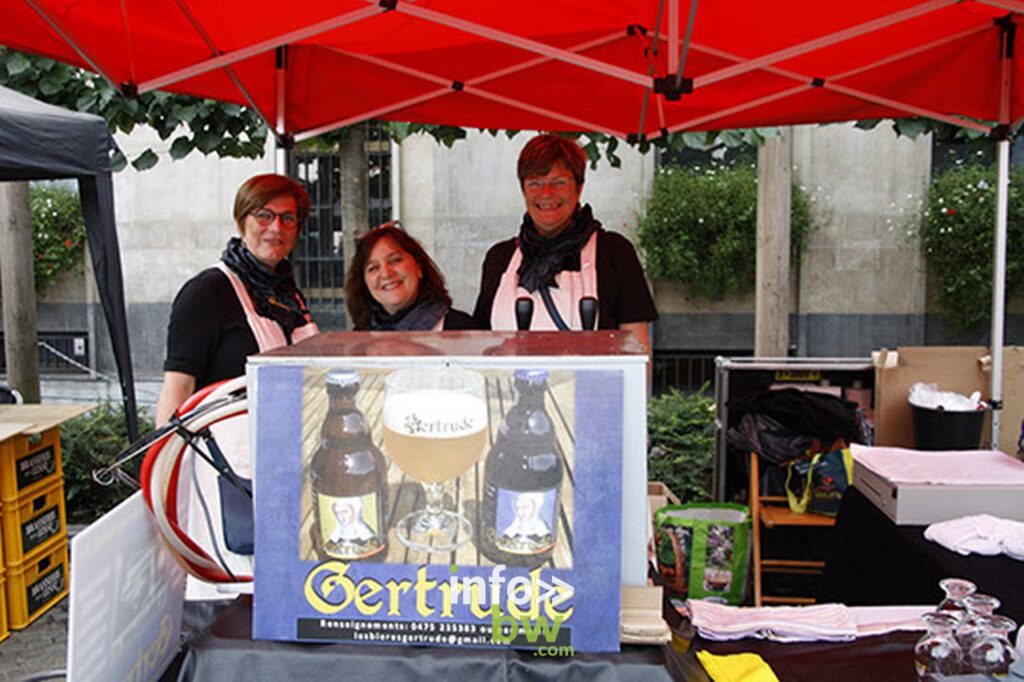 Nivelles > Fête de la bière
Des dégustations de bières artisanales et de produits du terroir auront lieu les samedi 10 et dimanche 11 septembre 2022 Sur la Grand Place de Nivelles.