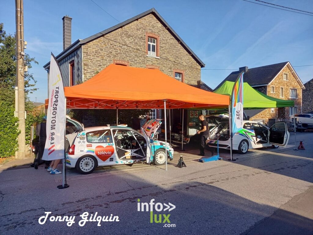 Lors du rallye de La Semois 2022, un équipage roulait au profit de 2 associations, le Télévie et l’ AEC ASBL.