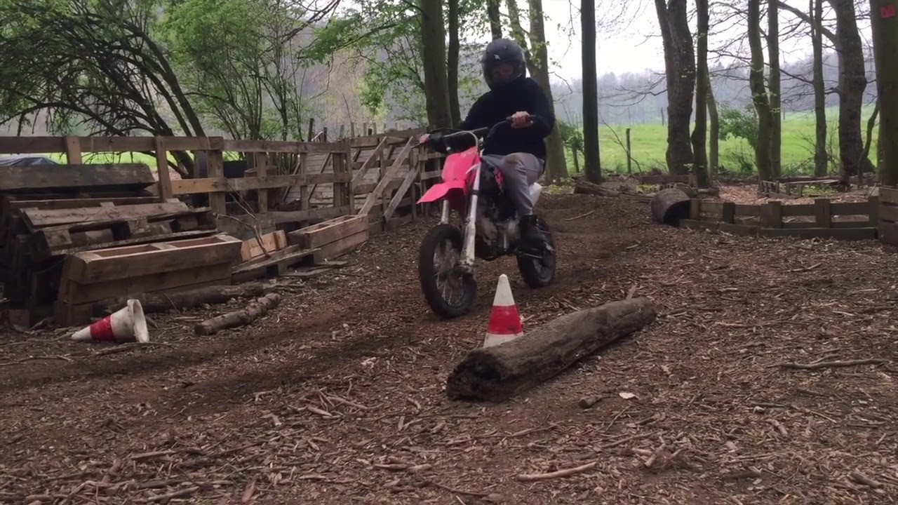 A Charleroi - Gosselies, Roc Events asbl organise des stages pour enfants et adolescents durant les vacances scolaires