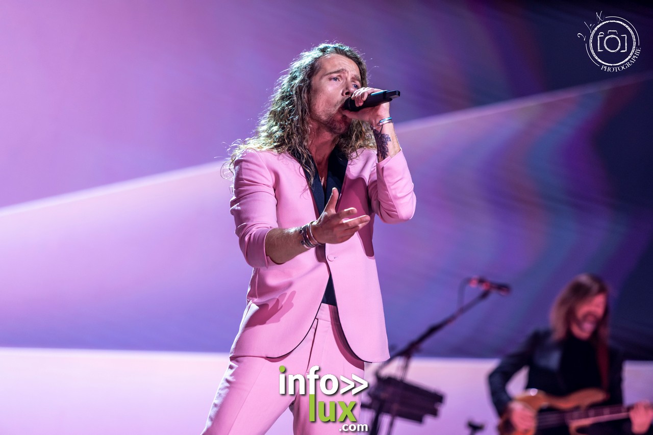 ZENITH NANCY JULIENDORE CONCERT PHOTOS