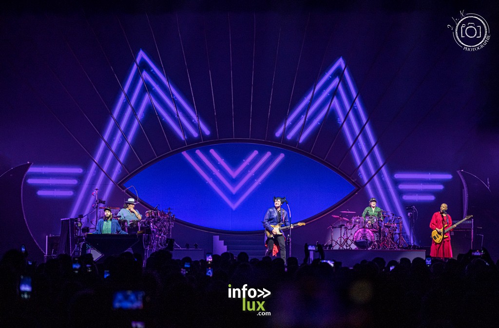 CONCERT > EPERNAY > -M- MATHIEU CHEDID > PHOTOS