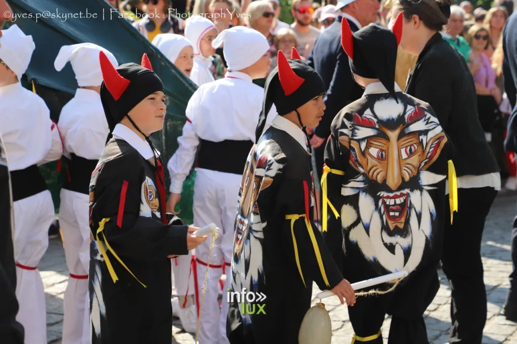 Mons > Doudou > Procession > Photos