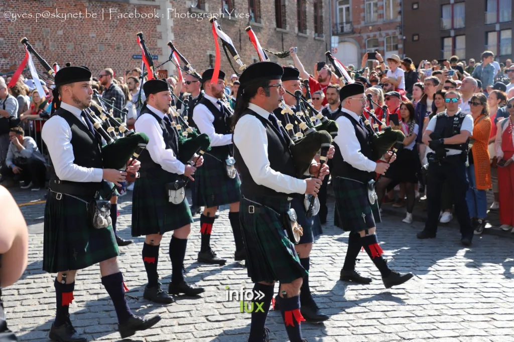 Mons > Doudou > Procession > Photos
