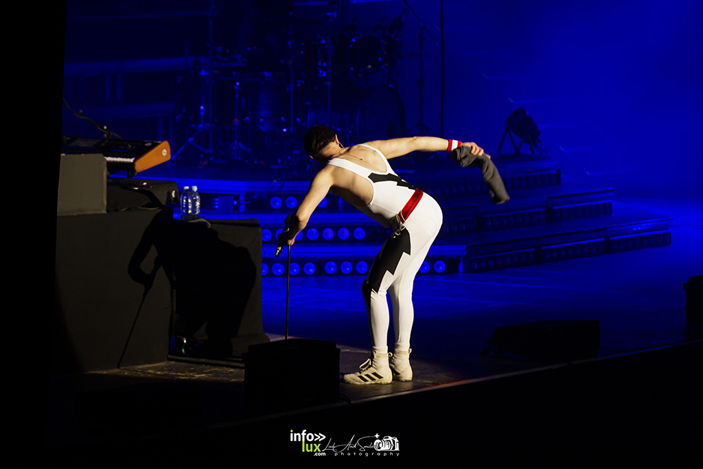 PARIS > CONCERT > ONE NIGHT OF QUEEN