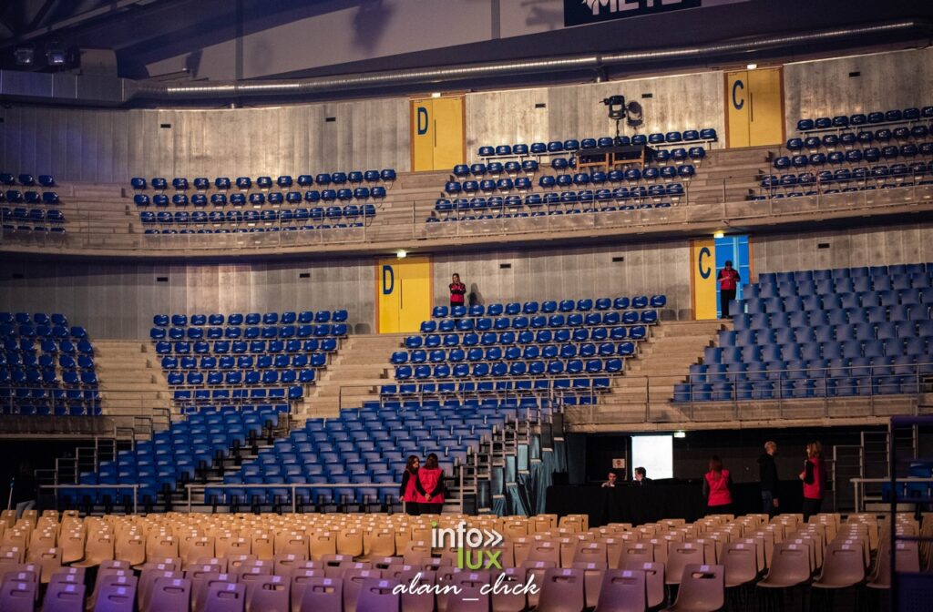 Metz > AC/DC