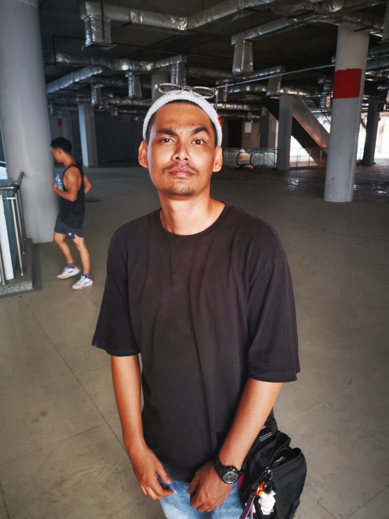 Seung Socheat - producteur et location manager de Phnom Penh Ground Zero - Info Cinema