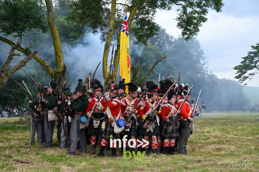 Plongez dans l'histoire avec les photos du week-end historique du Mémorial 1815 de la Bataille de Waterloo.