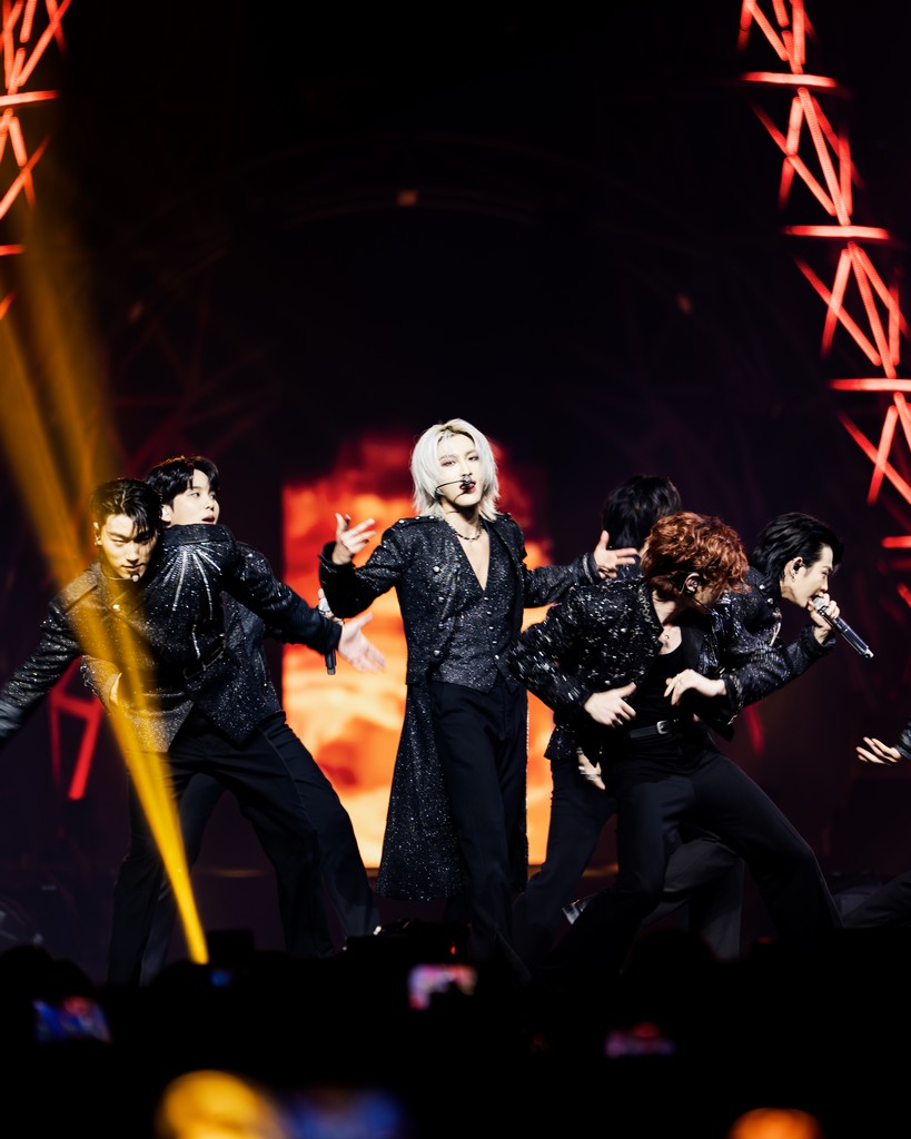 CONCERT > ATEEZ > World Tour
