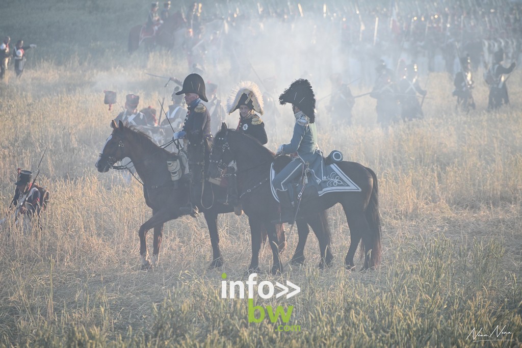 Les reconstitutions de la Bataille de Waterloo 1815: un week-end de passion historique et de grand spectacle en photos