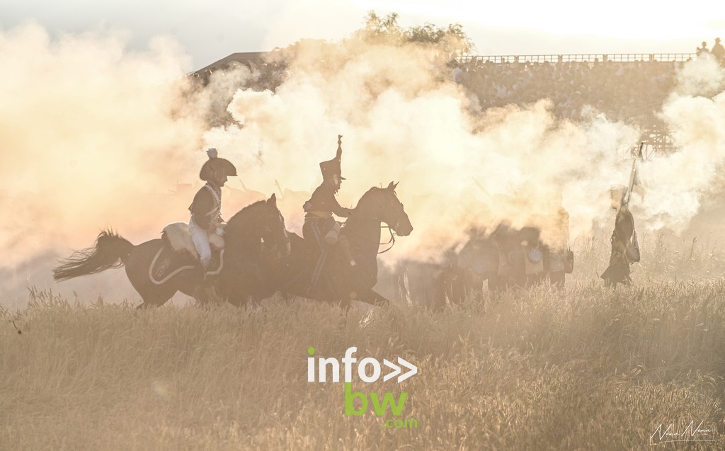 Les reconstitutions de la Bataille de Waterloo 1815: un week-end de passion historique et de grand spectacle en photos