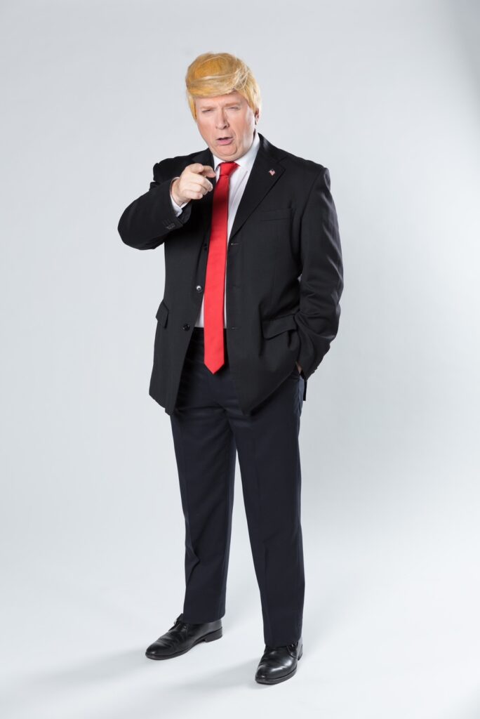 André Lamy en campagne… pour vous faire rire ! L'humoriste belge présente son spectacle « Votez Lamy » à Braine-l’Alleud et Waterloo.
