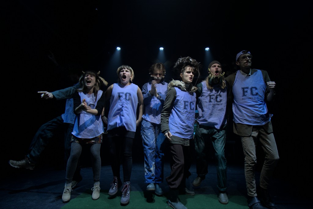 Bertrix > Théâtre > Fresque collective