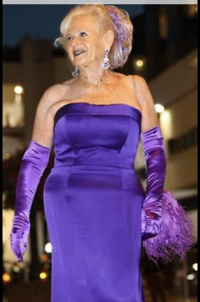 Cinéma > Miss Purple > Portrait