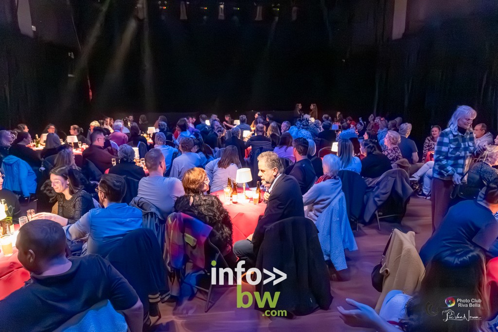 Braine-l’Alleud > Cabaret > Mademoiselle > Photos