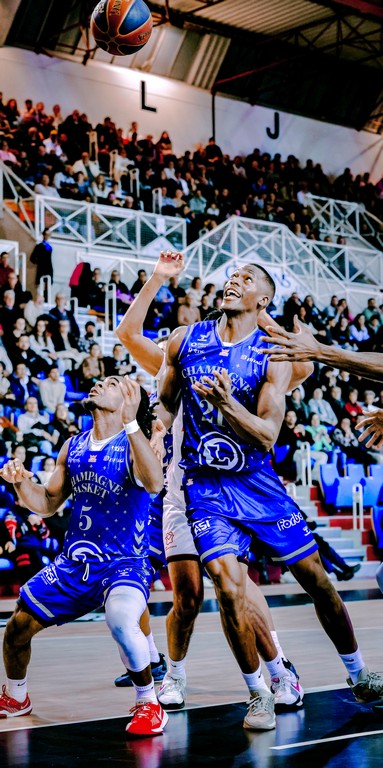Châlons > Basket-ball caritatif