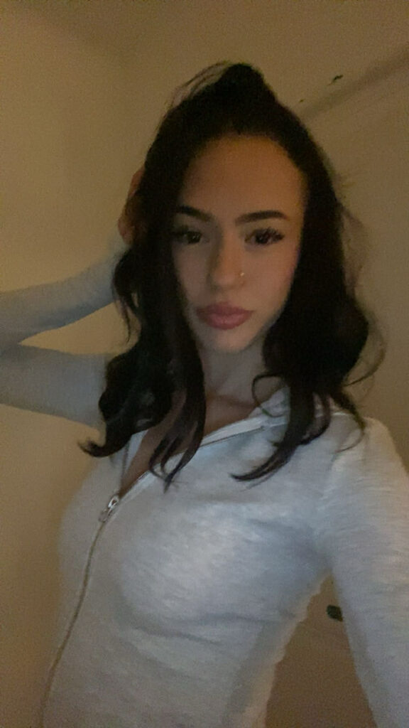 Miss Elégance Lorraine > Léonie