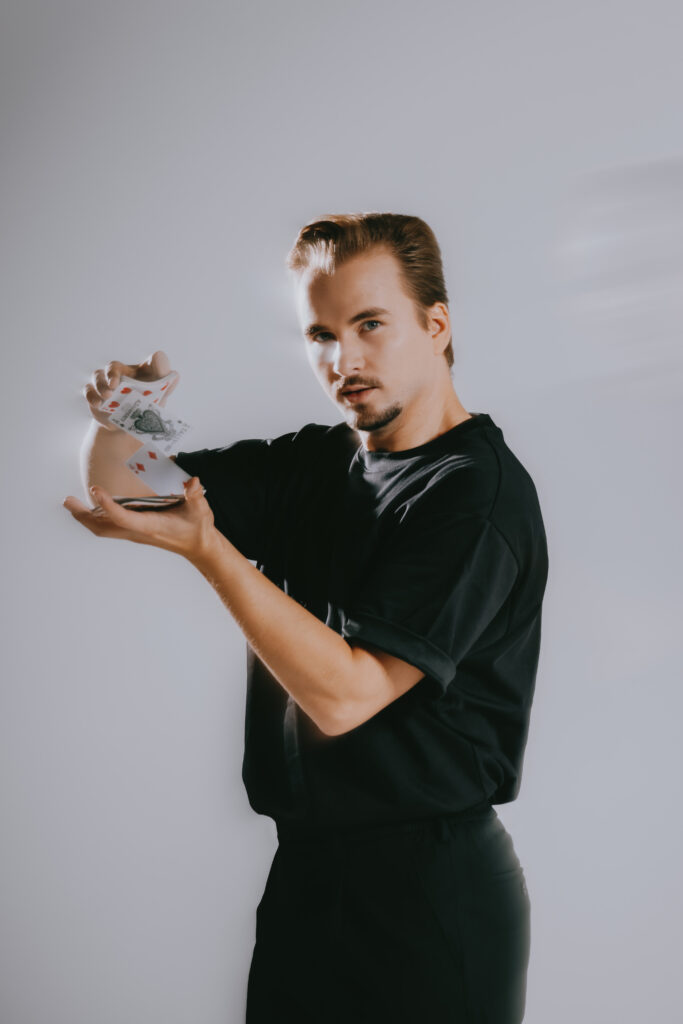 Maxime Mandrake > Nouveau spectacle > Univers