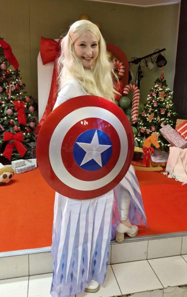 Cosplay > Portrait > Aline